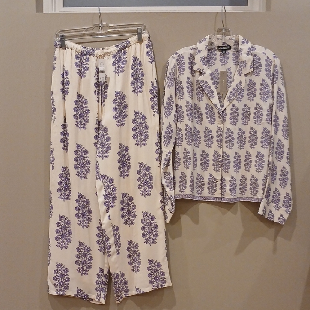 AUTHENTIC/REAL J. Crew Cream and Purple Floral Set